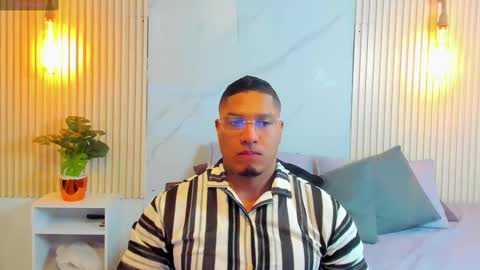 Snapshot of simeone_panda chatting on 02-23-25, 12:37 simeone_panda online show from 02-23-25, 12:37