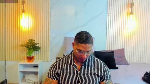 Snapshot of simeone_panda chatting on 02-24-25, 05:42 simeone_panda online show from 02-24-25, 05:42