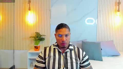 Snapshot of simeone_panda chatting on 02-28-25, 11:58 simeone_panda online show from 02-28-25, 11:58