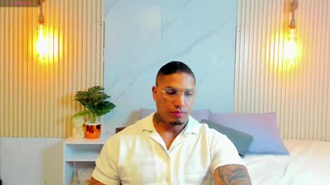 Snapshot of simeone_panda chatting on 03-11-25, 11:55 simeone_panda online show from 03-11-25, 11:55