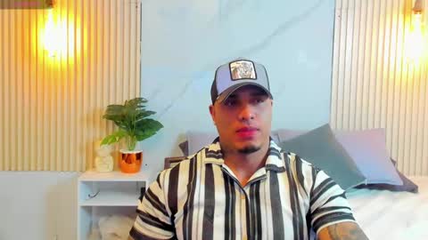 Snapshot of simeone_panda chatting on 03-12-25, 11:53 simeone_panda online show from 03-12-25, 11:53