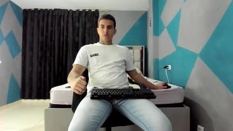 SIMON KELER online show from 01-12-25, 05:03