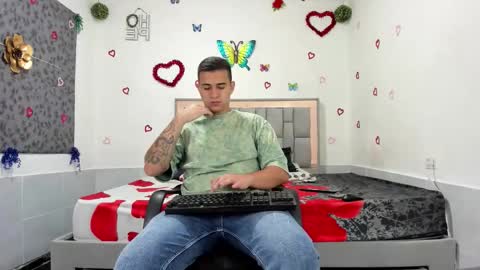 SIMON KELER online show from 09-19-25, 03:52