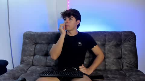  Simon  online show from 01-31-25, 01:02