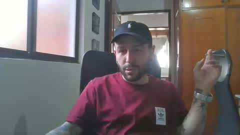 Snapshot of simonm777 chatting on 11-05-25, 07:03 simonm777 online show from 11-05-25, 07:03