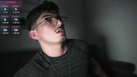 Snapshot of simoon_01 chatting on 11-09-25, 04:00 SIMOON online show from 11-09-25, 04:00