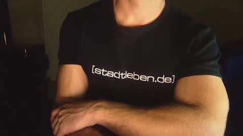 Adrian online show from 10-10-25, 04:39