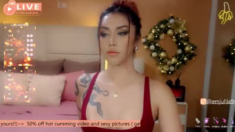 Snapshot of simplyjullia chatting on 12-10-24, 09:22 online show from 12-10-24, 09:22