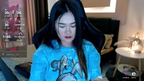 Adrianna Fowler online show from 11-05-25, 01:49