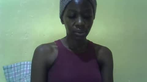 Snapshot of simplyloy33 chatting on 04-18-26, 07:23 simplyloy33 online show from 04-18-26, 07:23