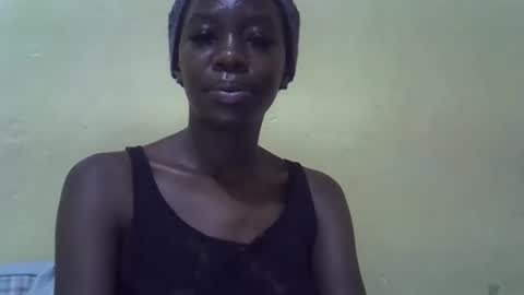 Snapshot of simplyloy33 chatting on 04-21-26, 04:19 simplyloy33 online show from 04-21-26, 04:19