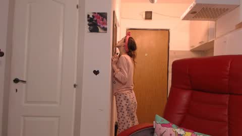 simyhvn online show from 04-03-26, 04:10