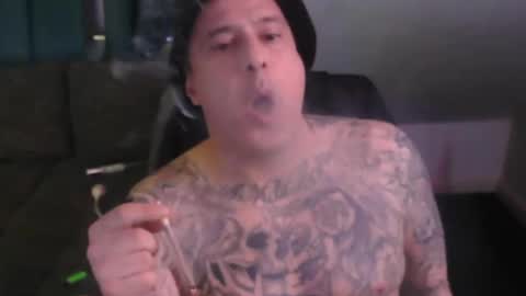 Snapshot of sinalco1975 chatting on 10-23-25, 02:00 sinalco1975 online show from 10-23-25, 02:00