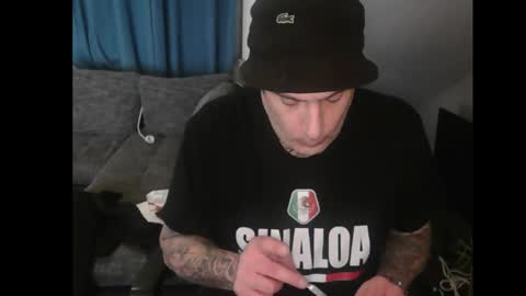 Snapshot of sinalco1975 chatting on 01-17-26, 04:39 sinalco1975 online show from 01-17-26, 04:39