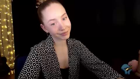 Sindi online show from 02-10-26, 02:21