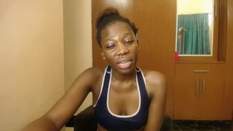 Elsy online show from 04-28-26, 03:28