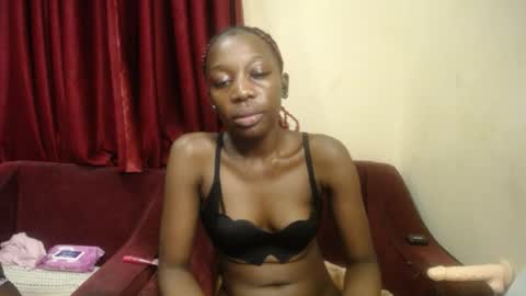 Elsy online show from 05-11-26, 05:43