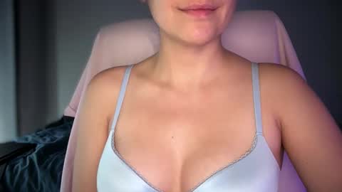 Sindra online show from 09-09-25, 11:26