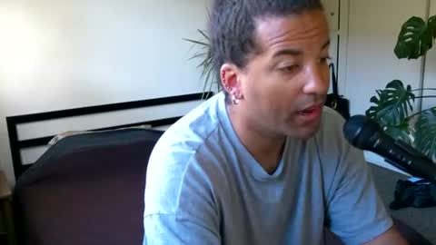 singoutloud37 online show from 03-12-26, 03:51