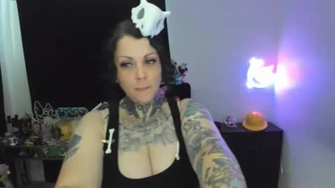 Sinomin online show from 05-17-26, 11:23