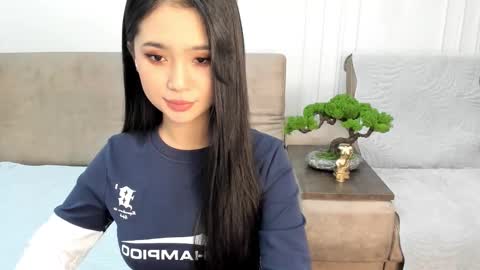 Ellie online show from 12-07-24, 04:31