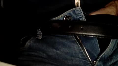 Alex online show from 01-26-25, 05:34