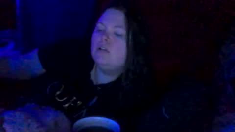 Siofra online show from 11-17-25, 06:19