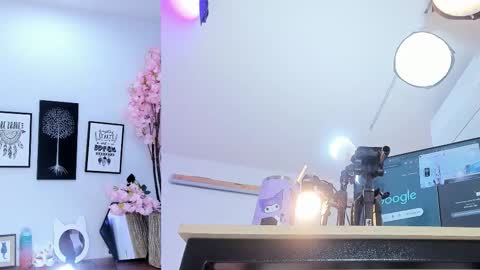 Siouxsie online show from 03-06-26, 10:56