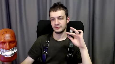 Sir Damien online show from 09-15-25, 02:55