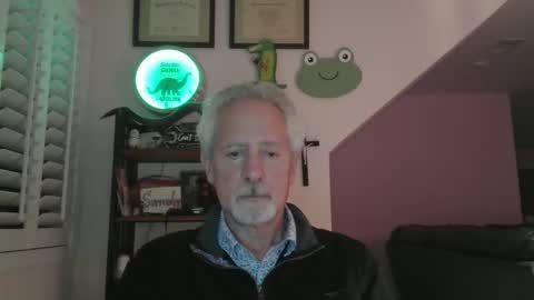 Snapshot of sir_lust_alot chatting on 05-11-26, 01:11 Don Roberto online show from 05-11-26, 01:11