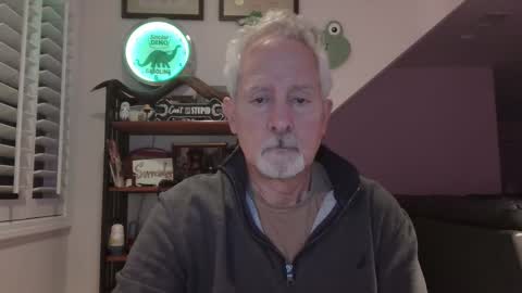 Snapshot of sir_lust_alot chatting on 05-19-26, 09:26 Don Roberto online show from 05-19-26, 09:26