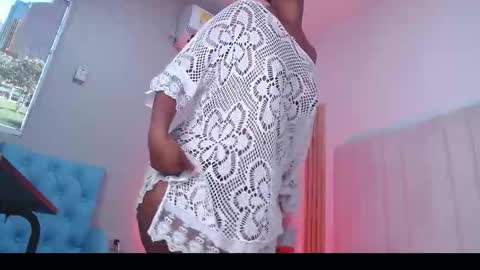 Elyzabeth online show from 02-22-26, 03:43