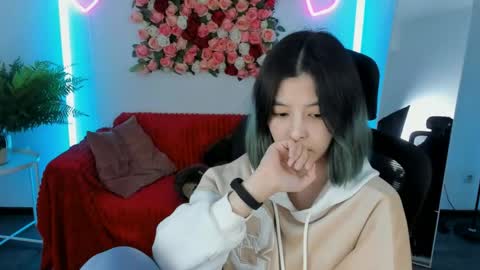 Snapshot of sirenmystique chatting on 05-05-26, 07:22 Si online show from 05-05-26, 07:22