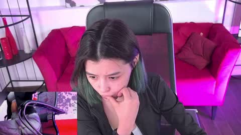 Snapshot of sirenmystique chatting on 05-12-26, 07:33 Si online show from 05-12-26, 07:33