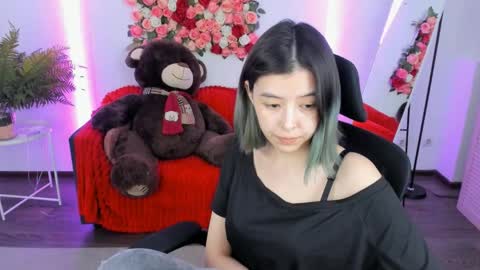 Snapshot of sirenmystique chatting on 05-21-26, 07:10 Si online show from 05-21-26, 07:10
