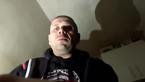 sirewa1885 online show from 12-22-25, 05:59