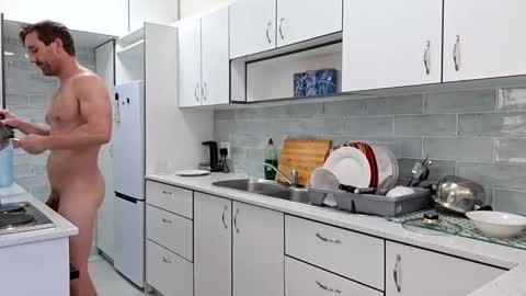 Giovanni online show from 11-23-25, 10:04