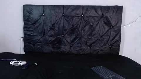 Snapshot of sirryant chatting on 10-08-25, 02:09 SIR RYANT online show from 10-08-25, 02:09