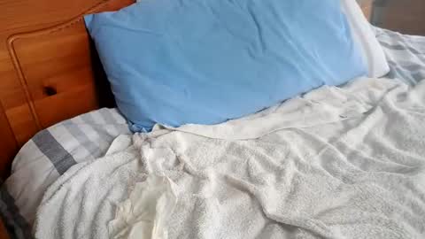 Snapshot of sisiam112 chatting on 10-18-25, 10:27 sisiam112 online show from 10-18-25, 10:27