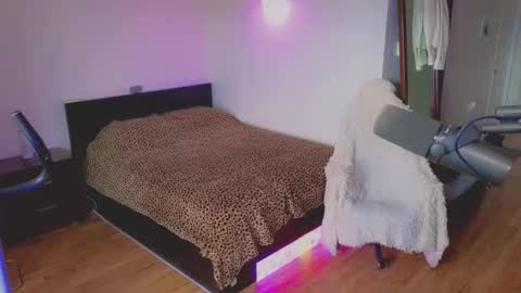 Snapshot of sissyashleigh chatting on 03-16-26, 05:28 Ashleigh Mak online show from 03-16-26, 05:28