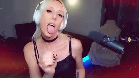 Ashleigh Mak online show from 06-22-26, 09:56