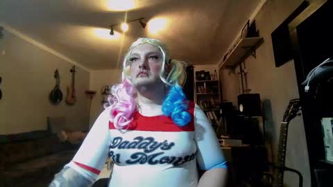 Tiffany Candy online show from 12-25-24, 08:39