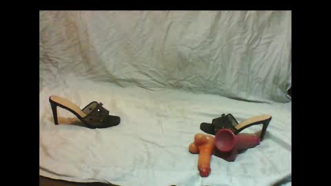 Snapshot of sissymissyxdress chatting on 01-23-25, 02:12 Missy online show from 01-23-25, 02:12