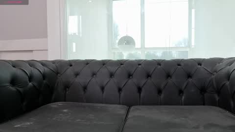 Snapshot of siswet19 chatting on 04-11-26, 11:36 Elise online show from 04-11-26, 11:36