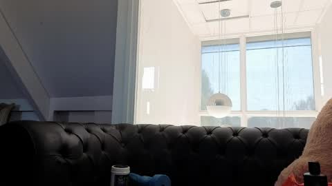 Snapshot of siswet19 chatting on 04-25-26, 11:35 Elise online show from 04-25-26, 11:35