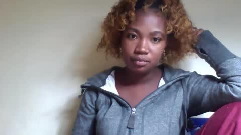 sisyh697532 online show from 05-13-26, 08:55