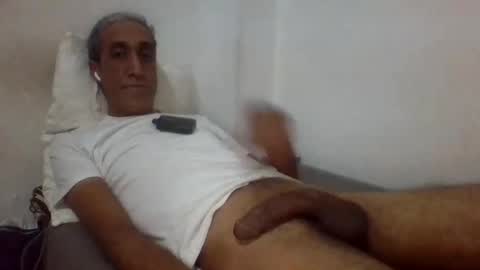 Snapshot of sixsix271 chatting on 10-31-25, 12:44 sixsix271 online show from 10-31-25, 12:44