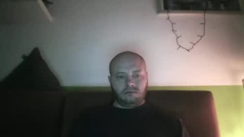 sixten19795 online show from 11-17-25, 09:15