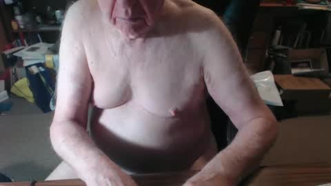 Snapshot of sjbottomboi chatting on 09-23-25, 03:04 sjbottomboi online show from 09-23-25, 03:04