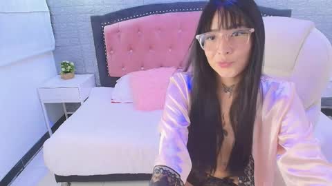 Skadhi online show from 04-10-26, 08:24